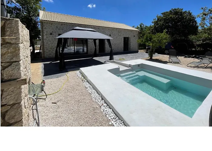 The 10k Stones Villa