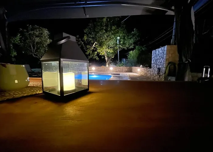 The 10k Stones Villa Pélekasz