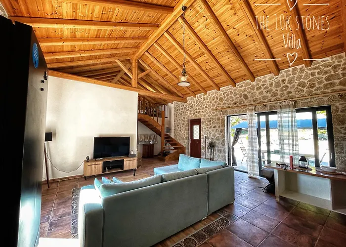 Villa The 10k Stones