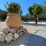 The 10k Stones Pelekas
