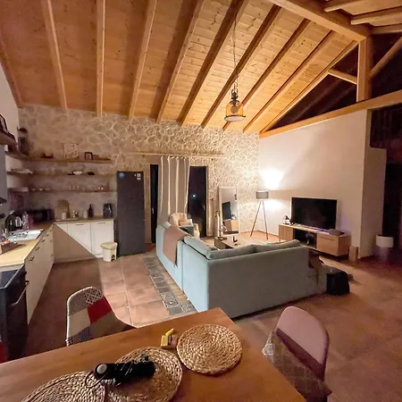 Villa The 10k Stones *