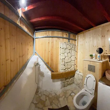 The 10k Stones Villa Pelekas